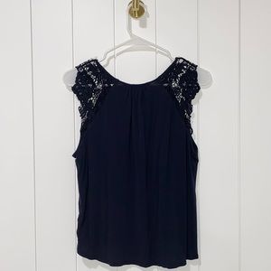H&M Sleeveless blouse | Medium